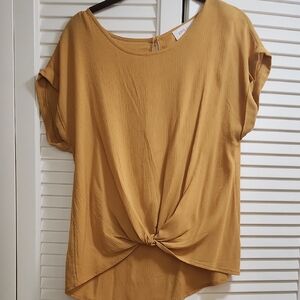 Pink Rose Mustard Knot Front Tee
